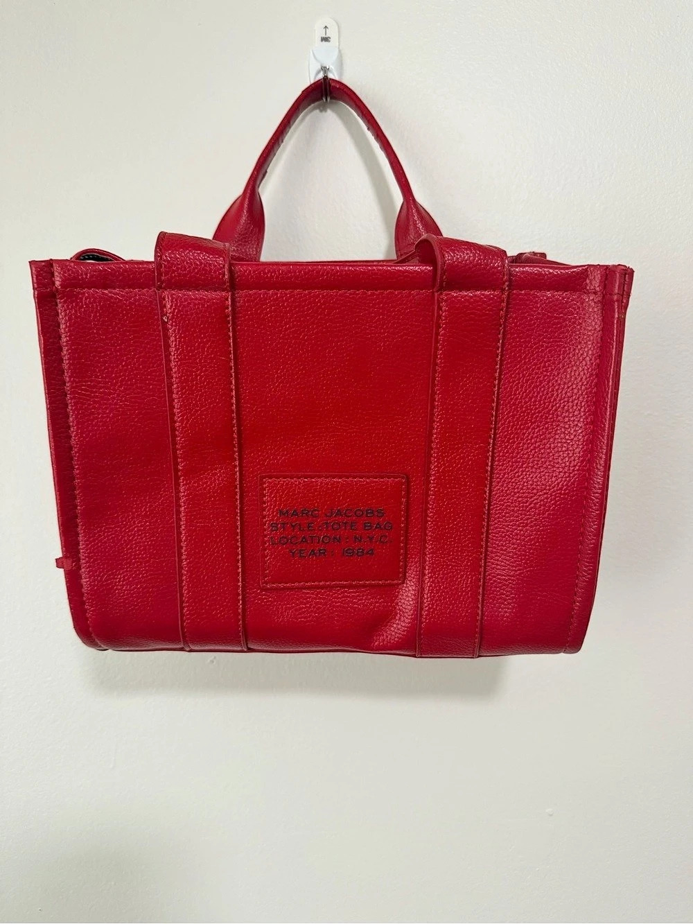 Marc Jacobs The Leather Small Tote Bag Red - Picture 2 of 6